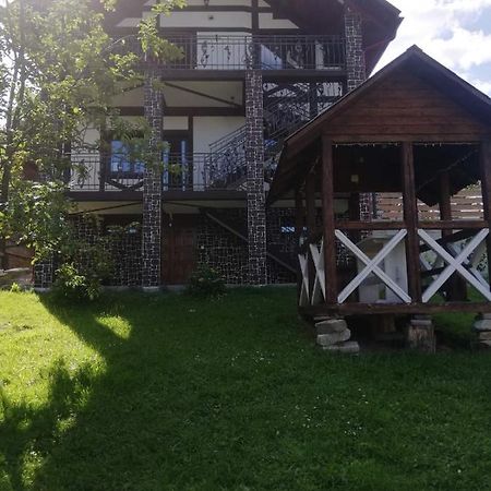 Садиба Анномарі - Відпочинок В Карпатах Котедж Яремче Eksteriør bilde